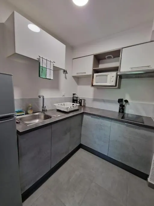 Rez-De-Jardin Sous Pins Et Plage Saint-Mandrier-sur-Mer Apartment